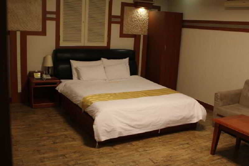 Amour Hotel Suwon Exterior foto